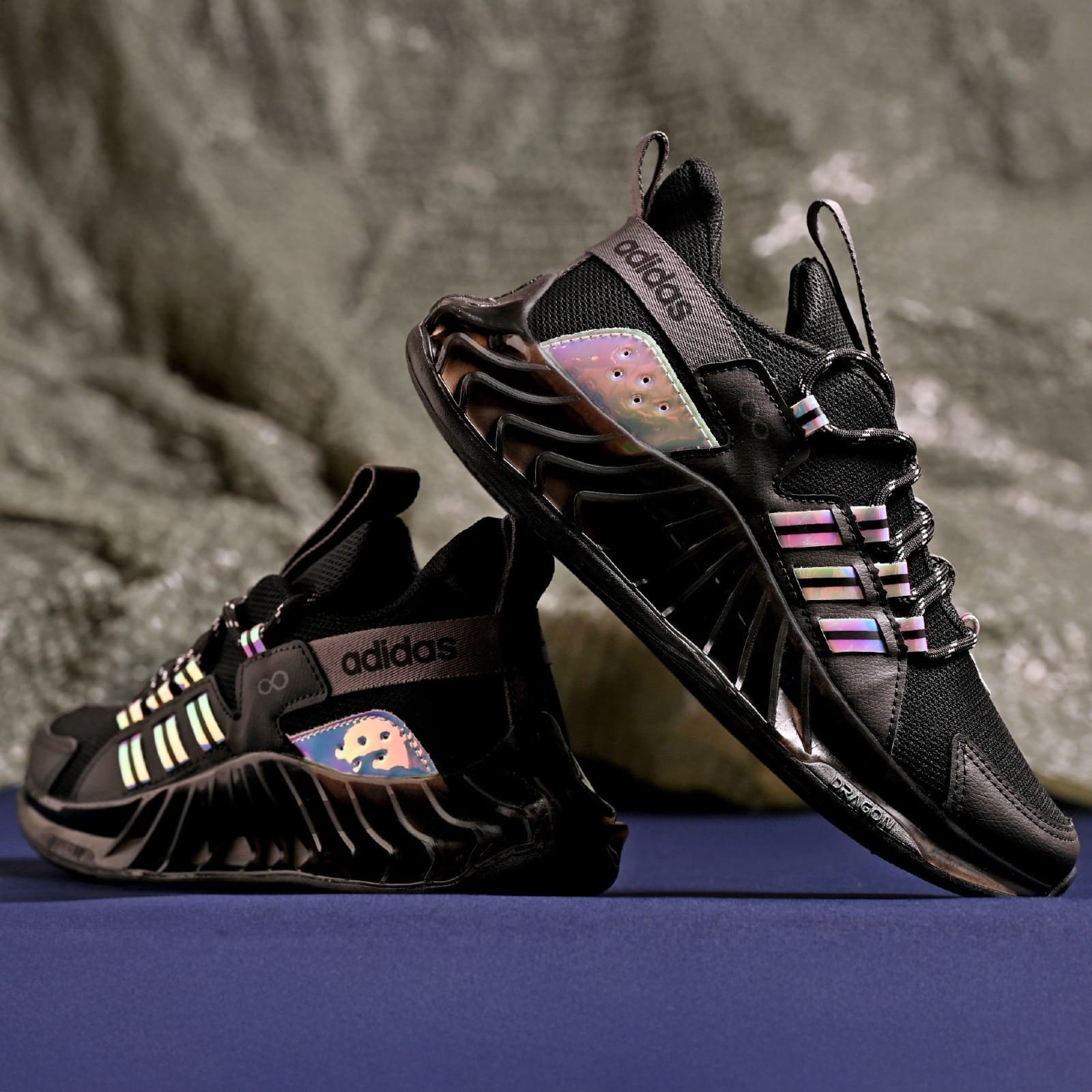 Tênis Adidas – Linkzs- Conectando novidades!